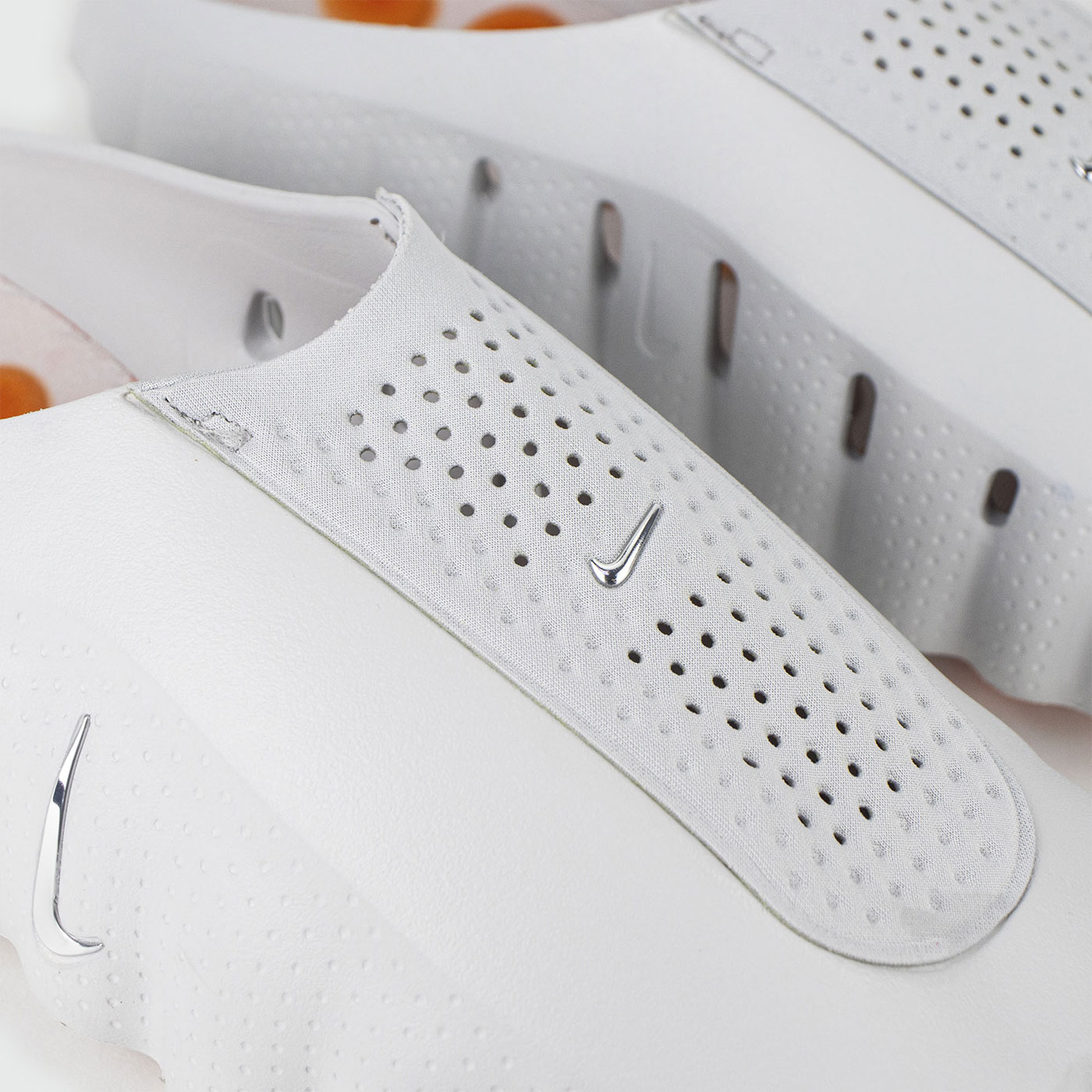 Сабо Nike Mind 001 Slide Light Smoke Grey Wmns