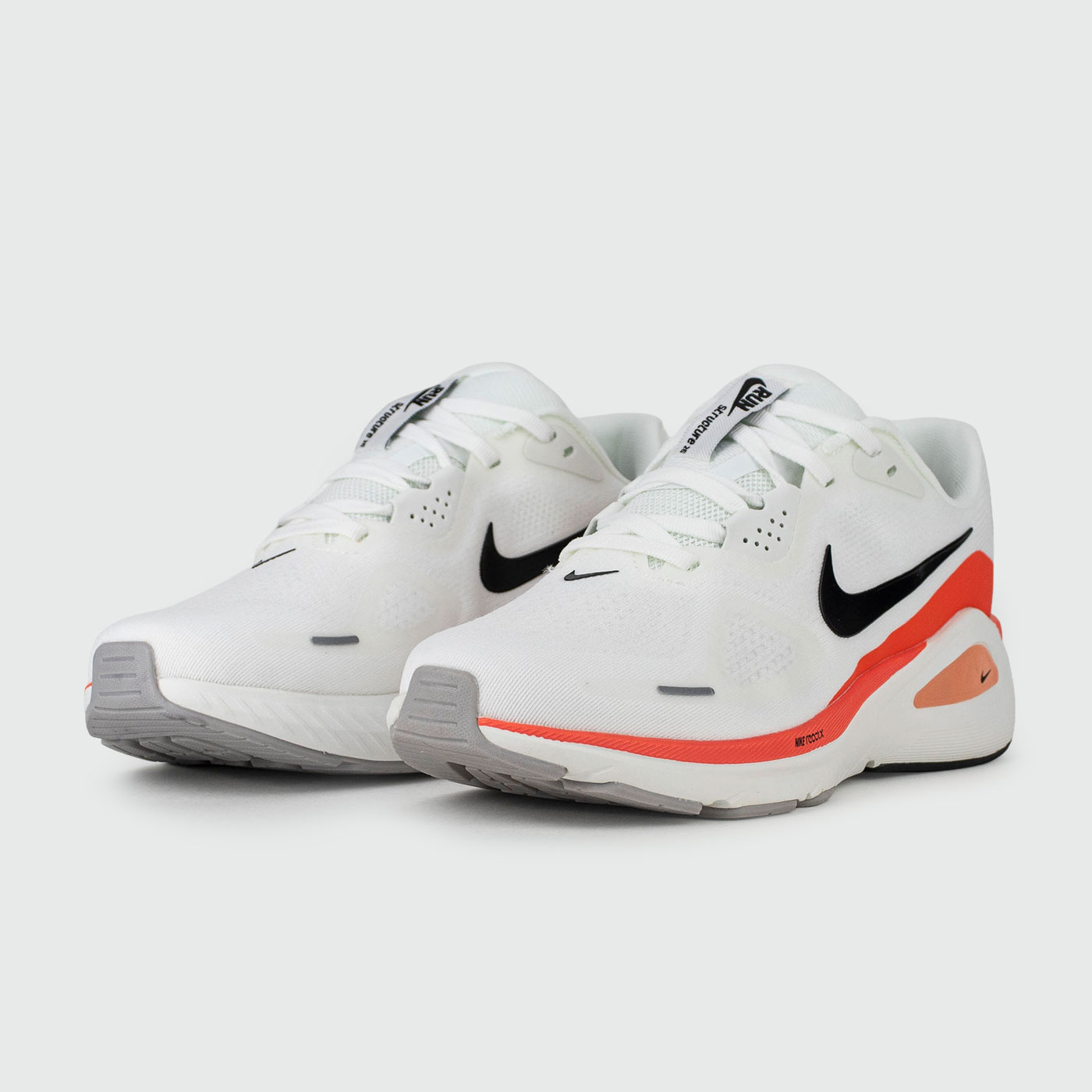 Кроссовки Nike Structure 26 White Bright Crimson