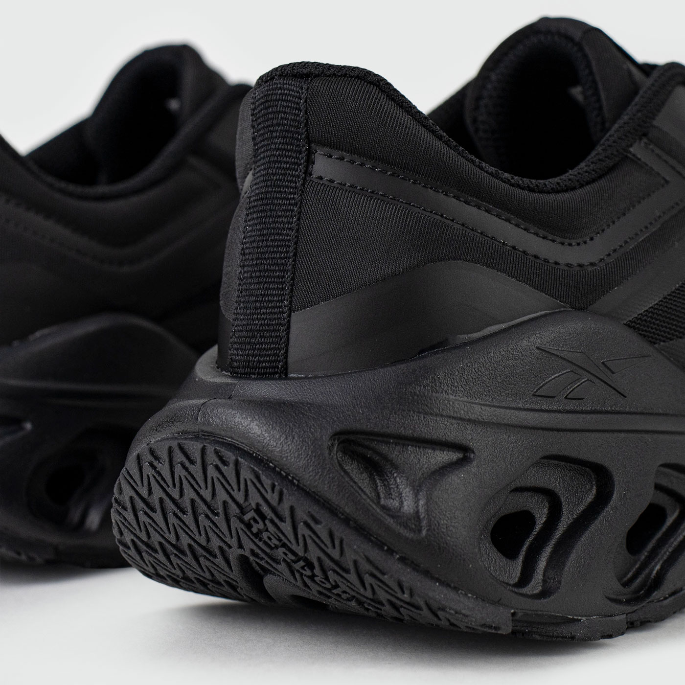 Кроссовки Reebok Fuel Flex Run Triple Black
