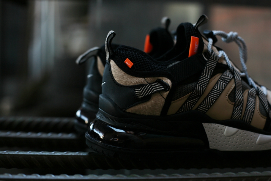 nike bowfin on feet
